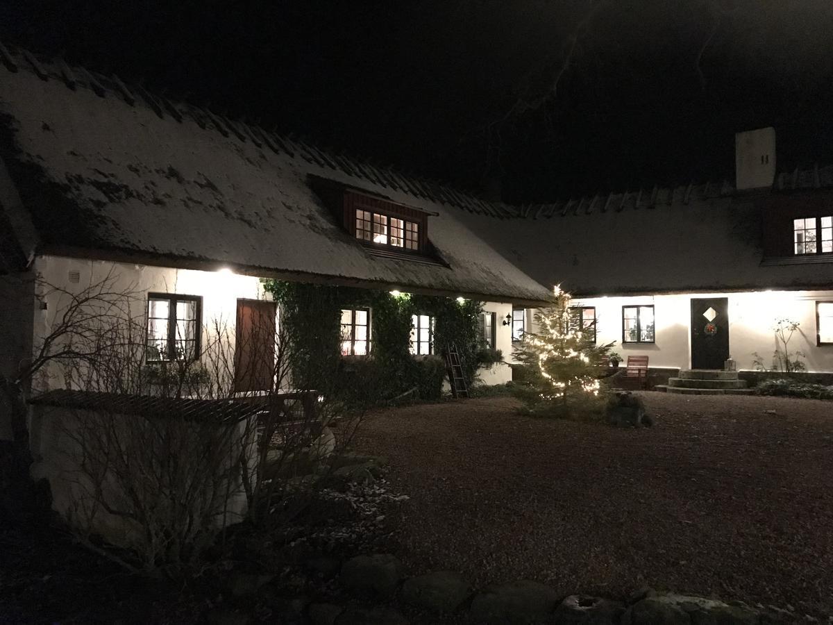 Husargardens Bed & Breakfast Sjöbo 外观 照片