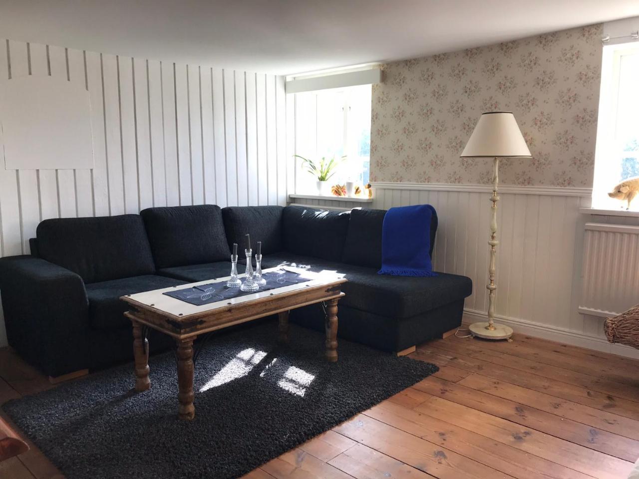 Husargardens Bed & Breakfast Sjöbo 外观 照片